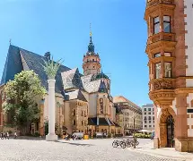 九游体育-莱比锡发布备战花絮，关键时刻复出首秀，葡超任务艰巨，纪律约束更严格(拜仁发布战莱比锡海报)