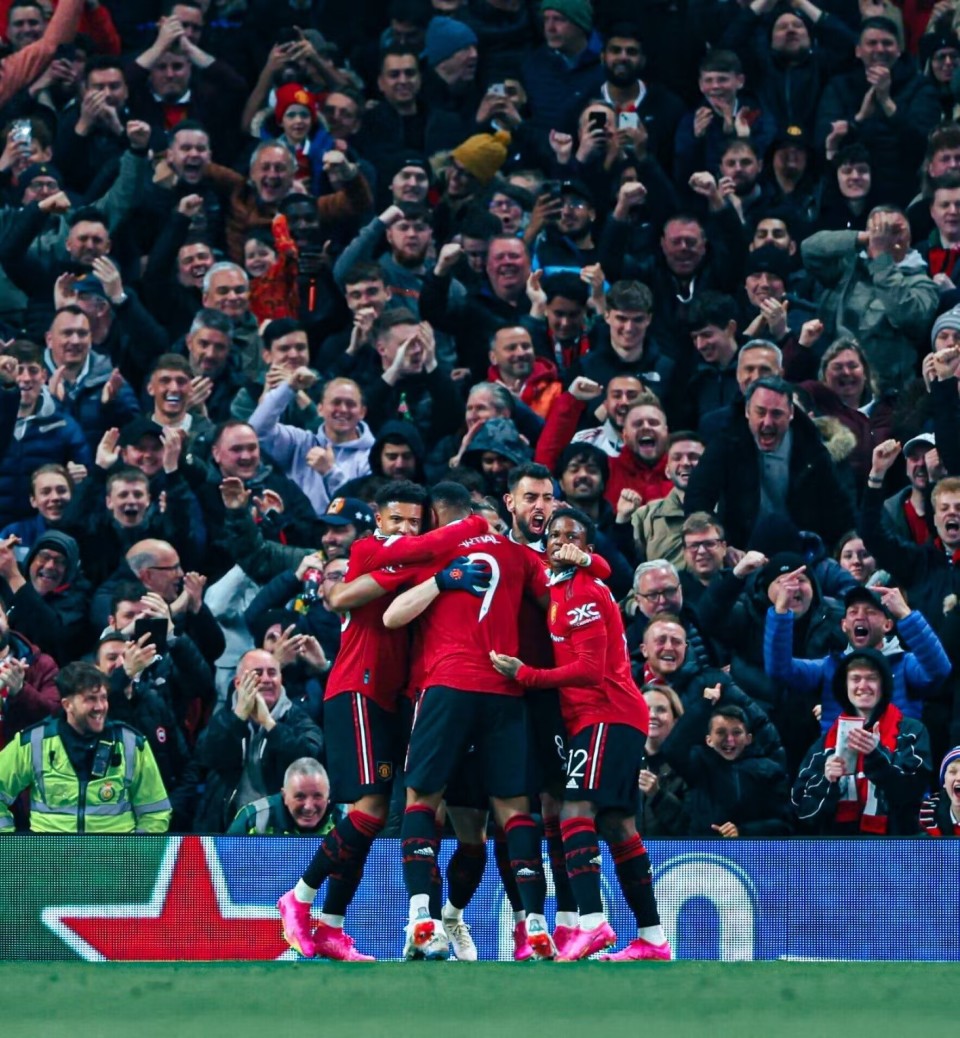 九游体育官网-关于刚刚！上海海港今晚远射贴柱风云突变塞维利亚赛前强势反弹，印第安纳步行者完成体检备战欧超杯的信息